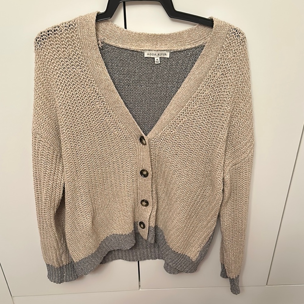 Moon River Cream and Gray Cardigan Sweater V-Neck